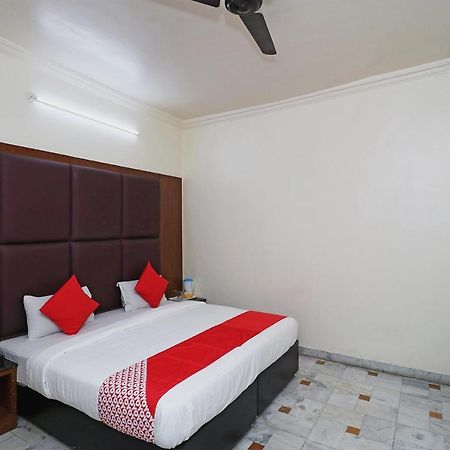 OYO 22396 Hotel Ashoka International Kanpur Exterior foto