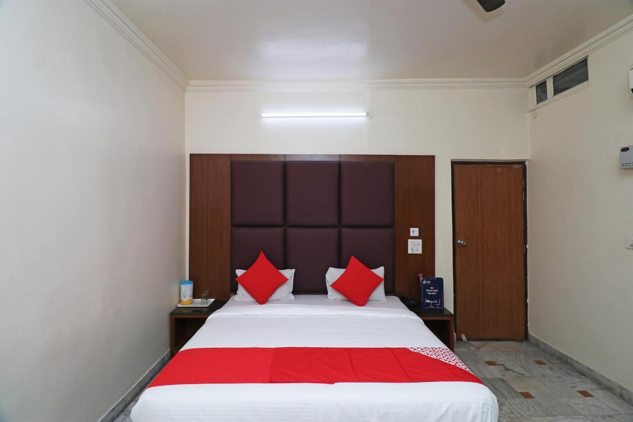 OYO 22396 Hotel Ashoka International Kanpur Exterior foto